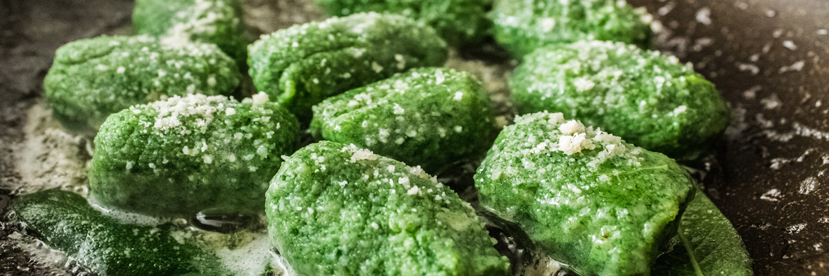 Странголапрети: зеленые ньокки со шпинатом