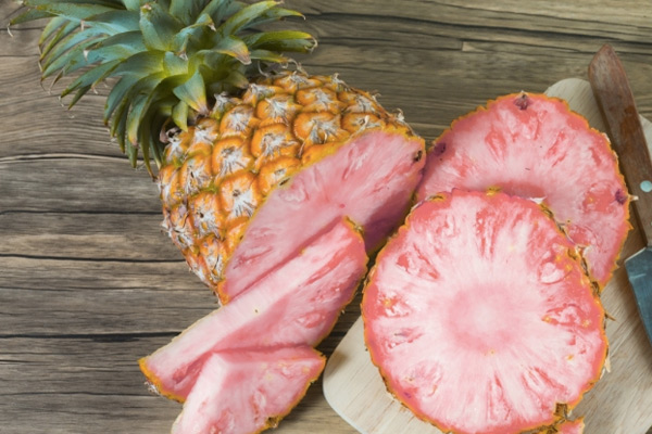 Розовый ананас: новый чудо-фрукт с Коста-Рики