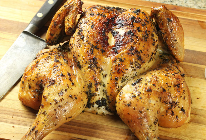 Курица на соли: самый сочный способ приготовить курицу