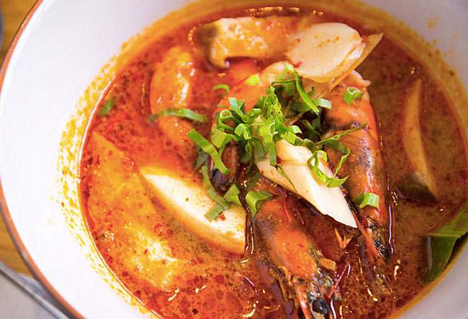 Горячие азиатские супы: идеально для зимнего меню