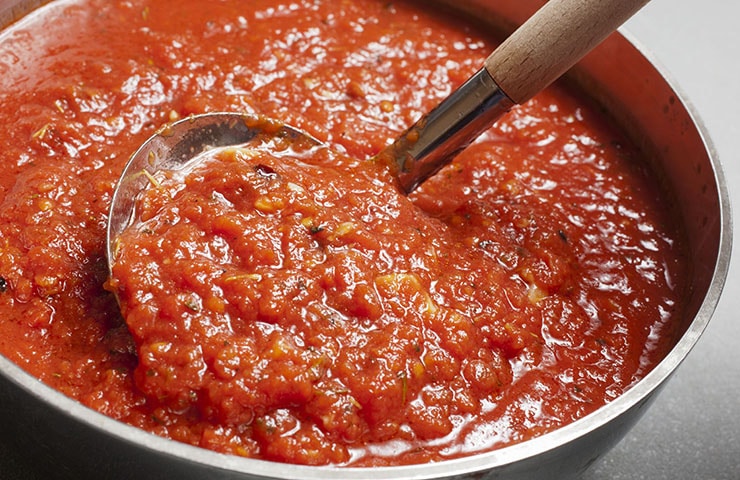 Томатный соус из духовки: вкуса летних помидор хватит на всю зиму