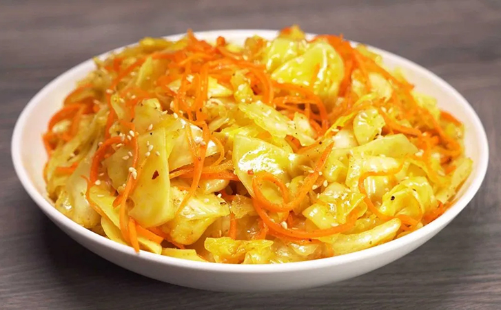 Морковь и кочан капусты: поразительный рецепт закуски по-корейски всего за 2 часа