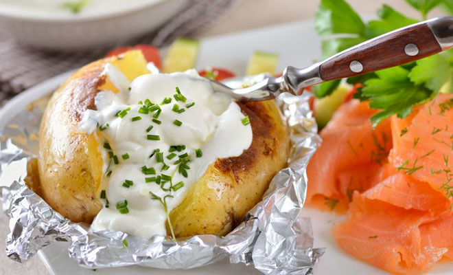 Печеный картофель на каждый день: 7 вкусов
