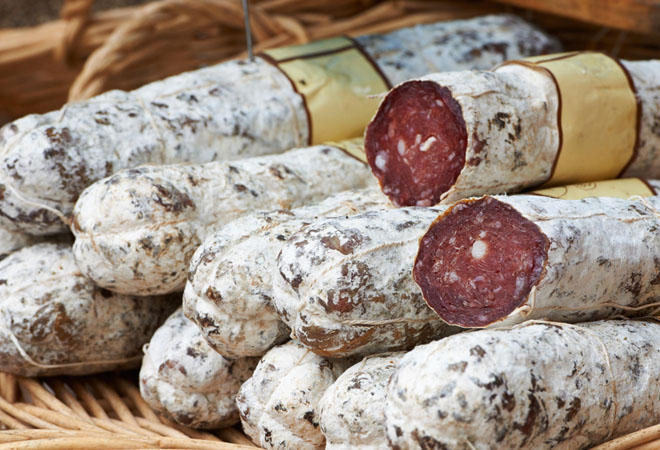 Мясной деликатес: самые вкусные колбасы мира