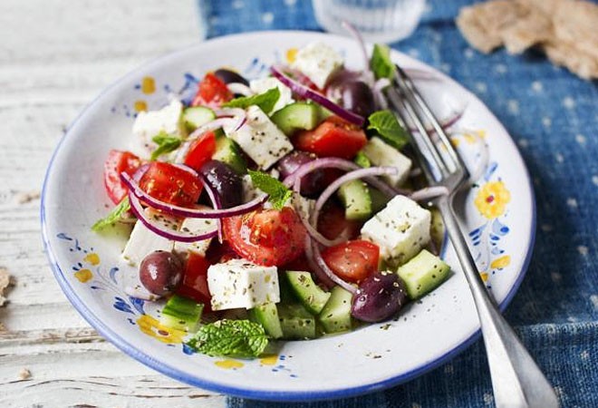 10 новых способов сделать салат с огурцами