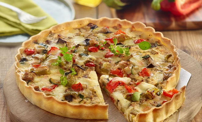 Открытый сырный пирог: вкуснота со всякой всячиной