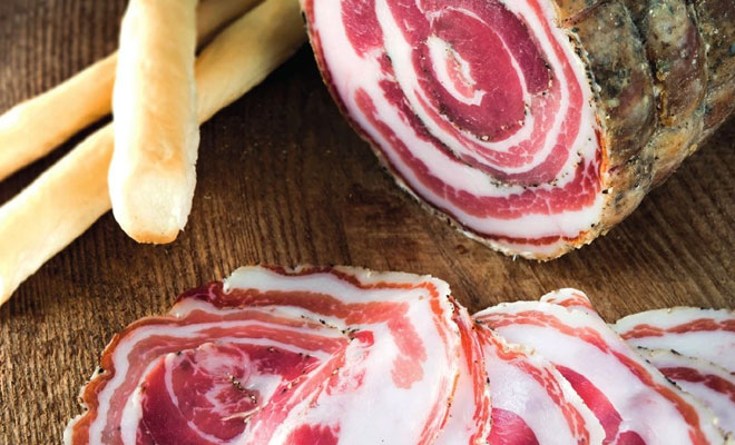 Сыровяленная колбаса как в Испании: ставим из 1 килограмма свинины