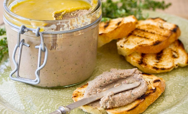 Паштет из куриной печени едим ложками: подсмотрели рецепт в ресторане