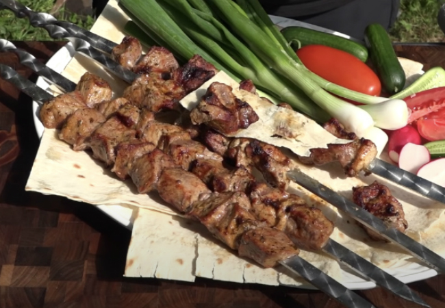 Шашлык на кипятке: тонкость вкуса от узбекского повара