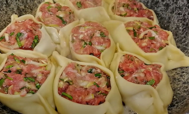 Лодочки с фаршем на сковороде. Шикарое горячее без хлопот