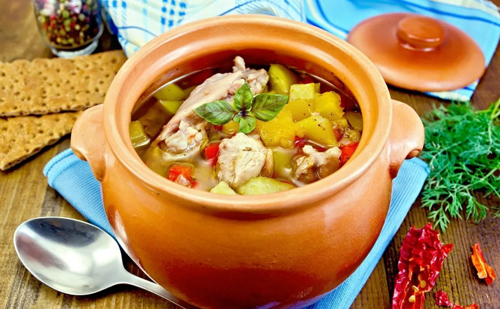 Еда в горшочке: поварские секреты сочного мяса и не разваренных овощей