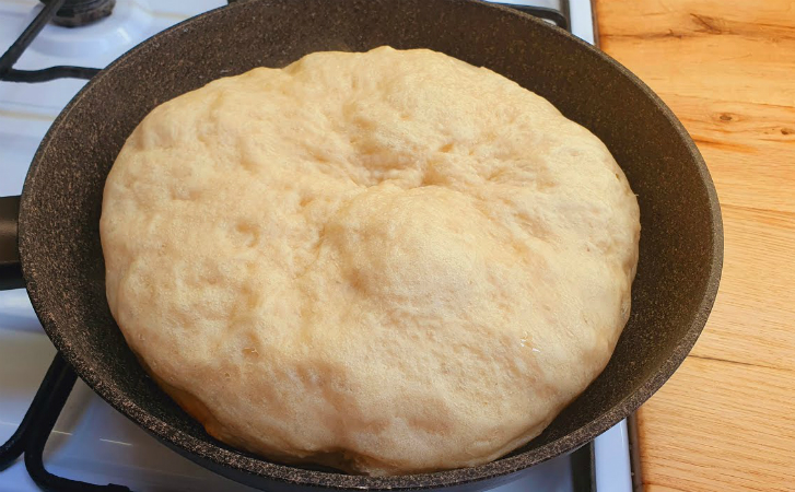 Хлеб на сковороде за 15 минут на сторону. Нам не понадобится ни хлебопечка, ни духовка