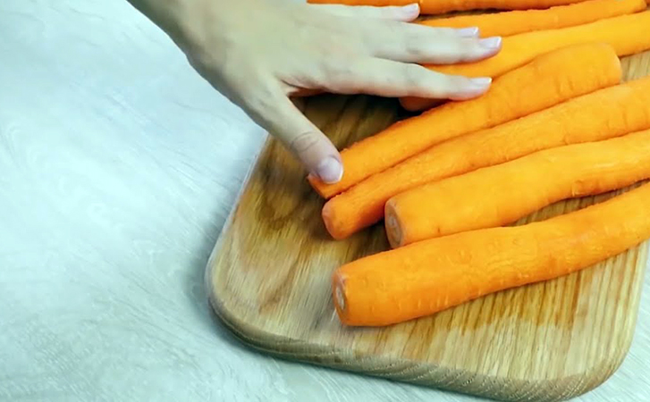 4 салата из моркови на каждый день: смешиваем с капустой, свеклой и столовым уксусом