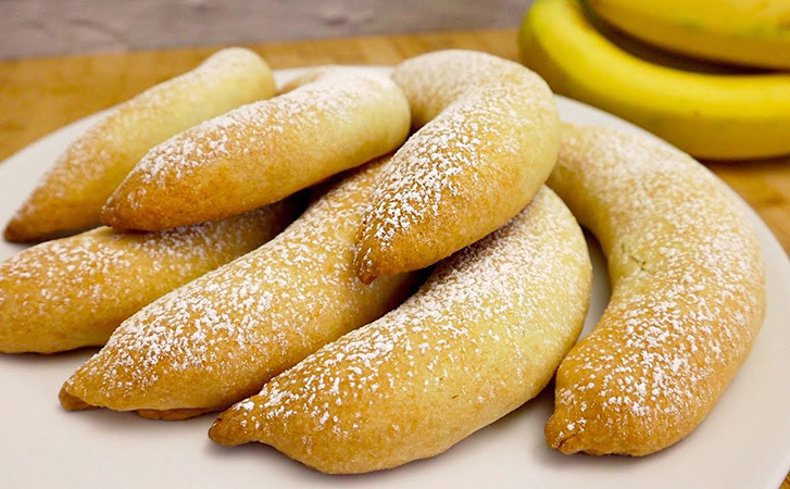 Печенья-бананы из йогурта за 20 минут: смешиваем вместе и почти готово