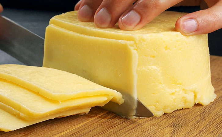 3 рецепта домашнего сыра из магазинного молока. На каждый нужно не более 15 минут