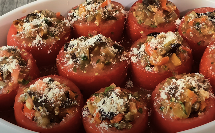 Начиняем помидоры кабачками и баклажанами. Овощной гарнир становится самым изысканным блюдом на столе