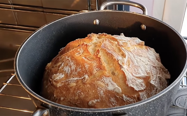 Домашний хлеб, легкий рецепт без замеса. Делаем хрустящим, как из пекарни