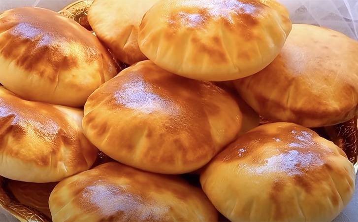 Турецкий хлеб-подушка за 10 минут в духовке: доходит быстрее, чем идти в магазин 