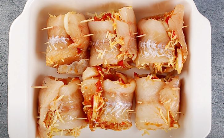 Рецепт минтая по совету из Сибири. Добавляем остроты и вкуса аджикой