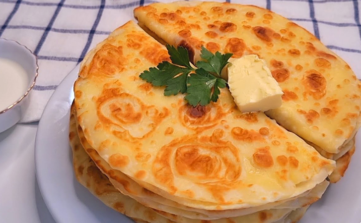 Превращаем картофельное пюре в гору лепешек на всех. Рецепт кыстыбый подсмотрели у татарки