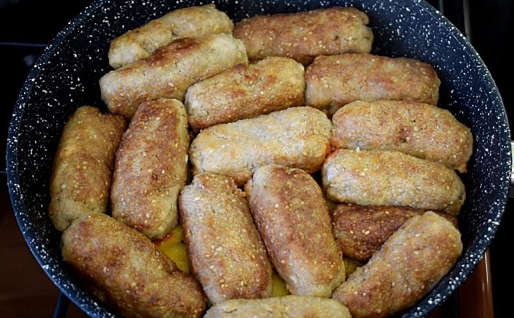Делаем гору котлет из 150 граммов фарша. От полностью мясных сложно отличить