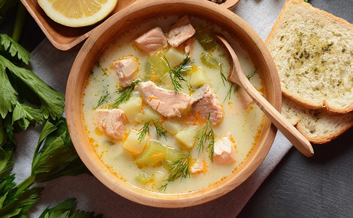 Сытный и наваристый суп из рыбы. Дешевле бульона, вкуснее ухи