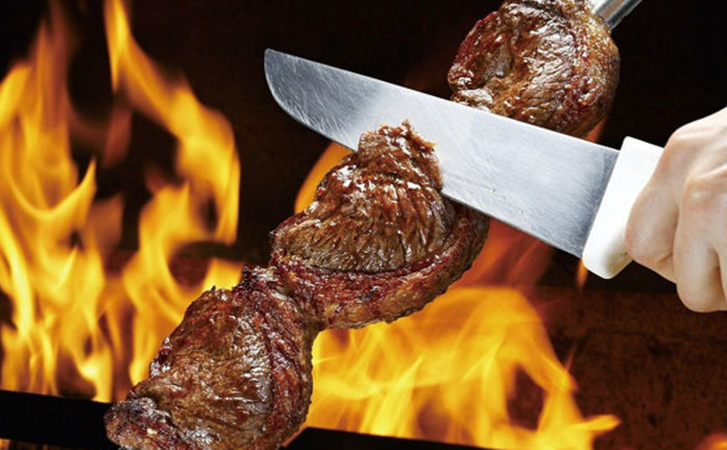 Шашлык был слишком сухим: исправляем 5 главных ошибок жарки мяса на углях