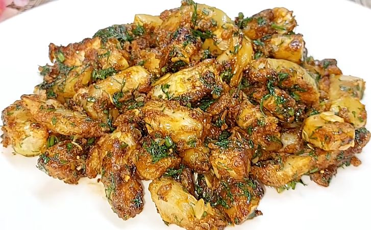 Рецепт кабачков по-корейски: жарим не как обычно, а словно картошку с грибами