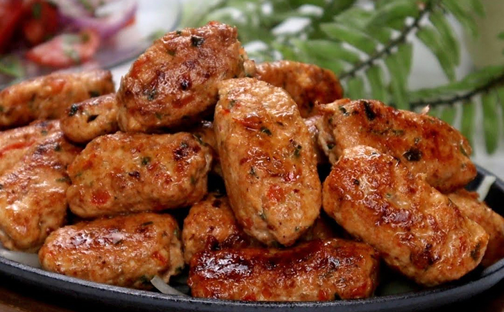Турецкий кебаб из курицы: простой настолько, что можно делать хоть каждый вечер. Подходит для мангала и кухни