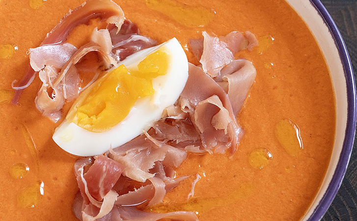 Суп на самую жару как любят испанцы. Знаменитый Сальморехо: рецепт ровно на 10 минут