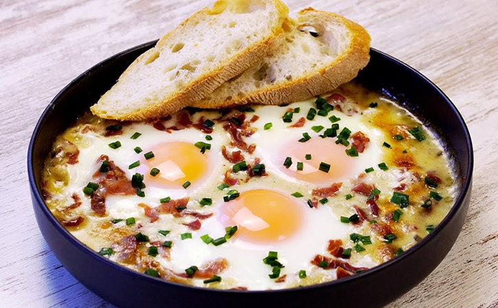Превращаем простые яйца в испанское ресторанное блюдо. Готовим в духовке: теперь их можно подать и на обед с ужином