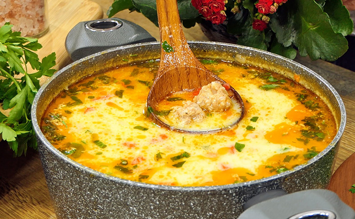 Балканский сытный суп на холода. Из 400 граммов фарша варим 4 литра вкуснейшей похлебки