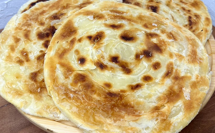 Ташкентские лепешки на замену хлеба: 10 слоев в каждой, а делаются за 10 минут