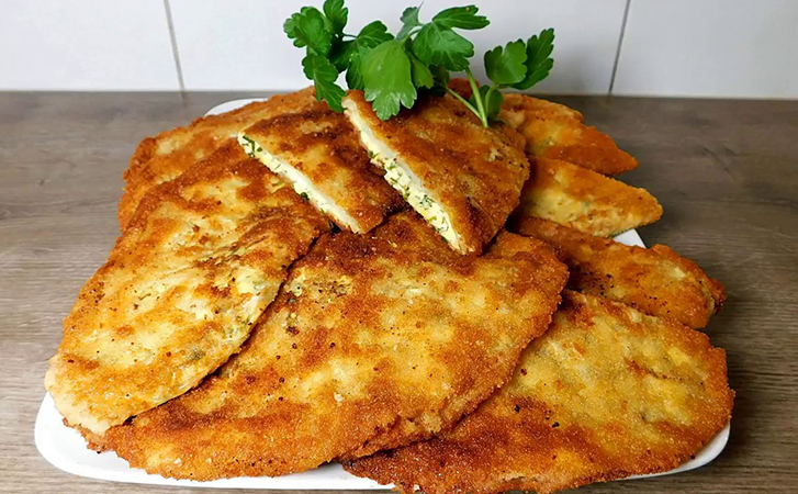 Хрустящие чебуреки, но вообще без теста. В основе капустный лист