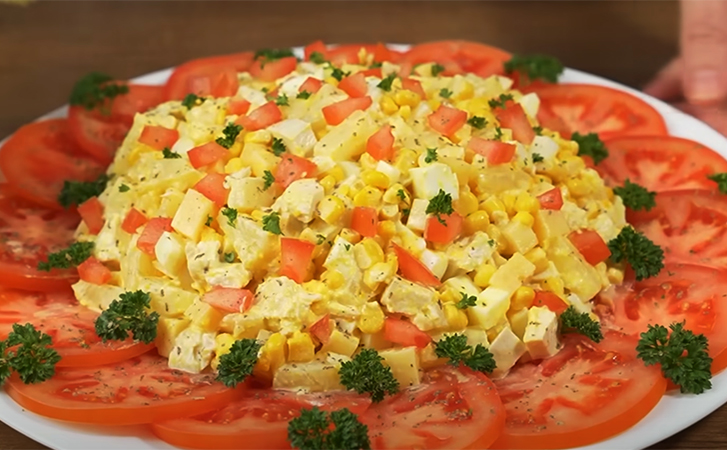 Несколько новых рецептов салатов для лета. Разнообразия вкусов хватит надолго