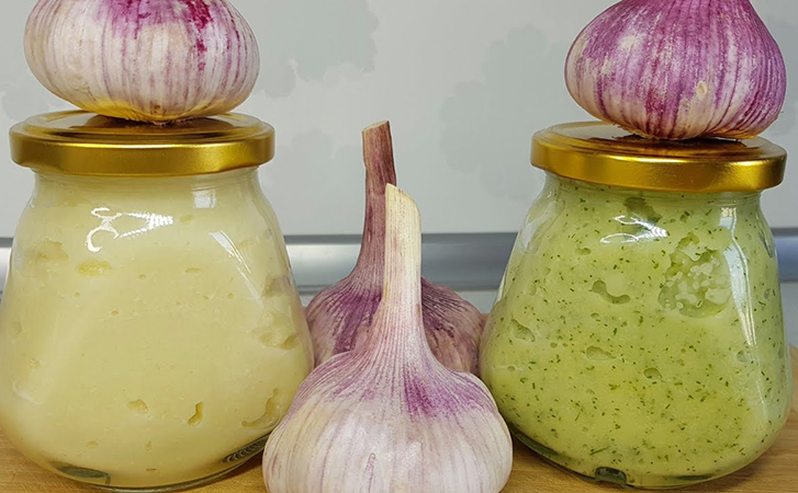 Лучший способ сохранить чеснок без потери вкуса и свойств: превращаем в пасту