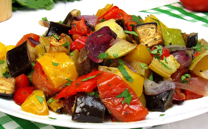 Овощи в духовке вкуснее чем с мангала: нежные, сочные и держат форму