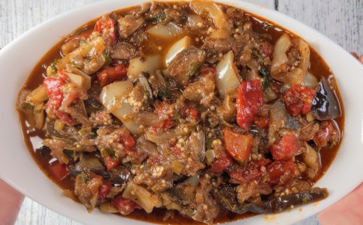 Баклажаны по-болгарски, как готовят только на юге: вкусно, сытно и даже мяса не нужно
