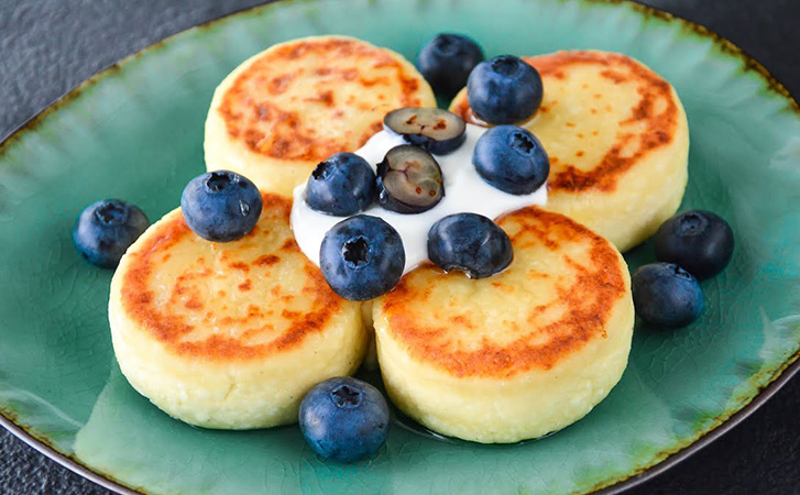 Сырники как в ресторане: нежные, творожные и без лишней муки