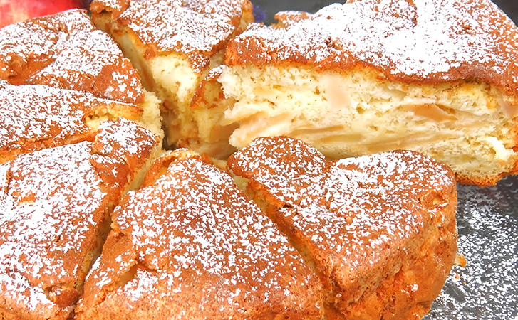 Королевская шарлотка. Нежнейший пирог, где яблоки сами становятся кремом