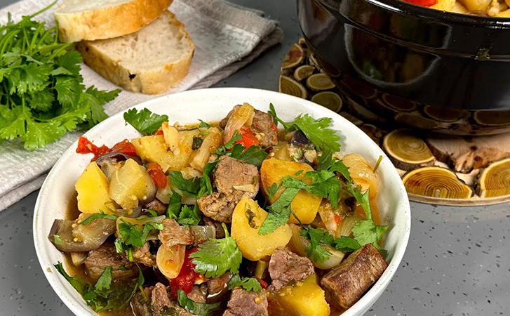 Кавказские чанахи. В одном горшочке весь обед: с мясом, картошкой и овощами