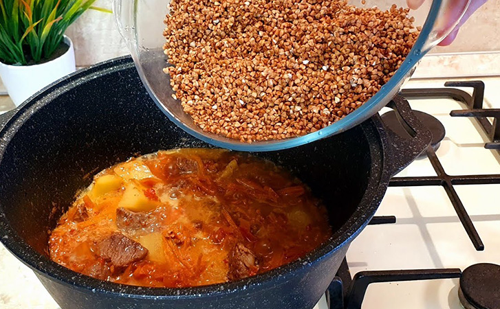 «Толстая» гречка по-купечески: по насыщенности получается почти плов, а готовится намного проще