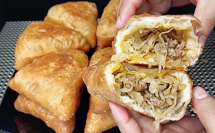 Треугольники на кефире за 15 минут. Легкое тесто, после них нет тяжести