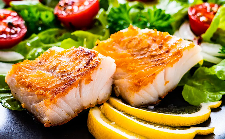 Жарим любую рыбу без брызг масла и запаха на кухне: хитрость в использовании холодной воды