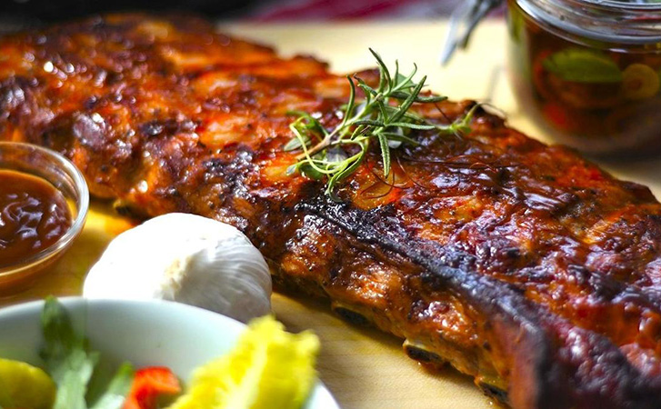 Сочные ребрышки специально к Новому году: на вкус нежнее меда, но с хрустящей корочкой