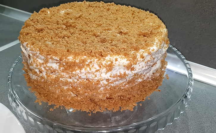 Быстрый рецепт торта для неожиданных гостей. На сковороде. Готов за 15 минут