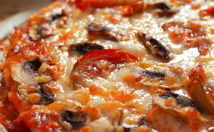 Пицца на ужин, чтобы похудеть. Совсем без муки и без вреда для фигуры