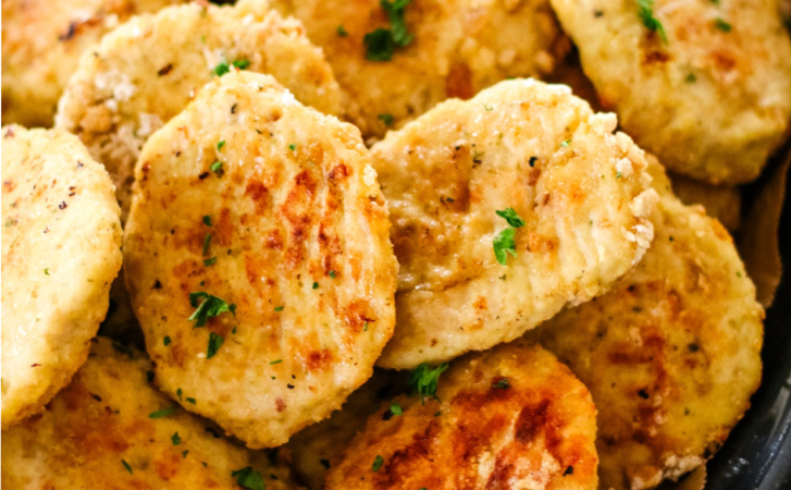 Сочные котлеты из куриного фарша. Вкусно даже при разогреве