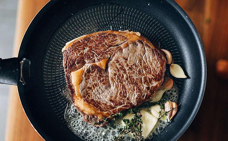 Почему ваш стейк не вкусный: разбираем ошибки и показываем как сделать правильно