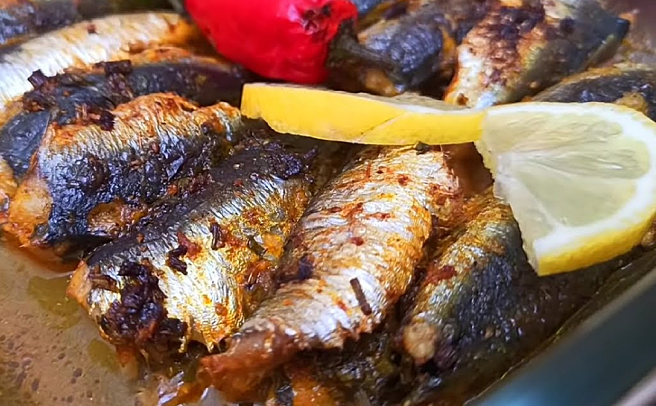 Сочная рыба по-мароккански: простой рецепт с пряной начинкой